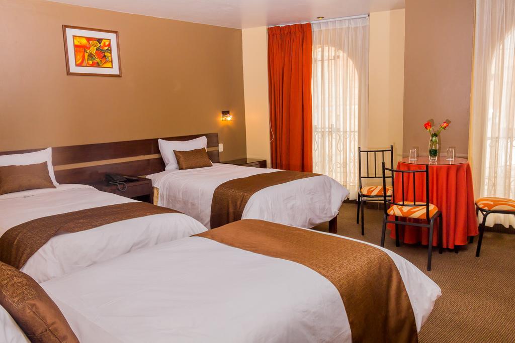 Utasa Real Guest house 3*